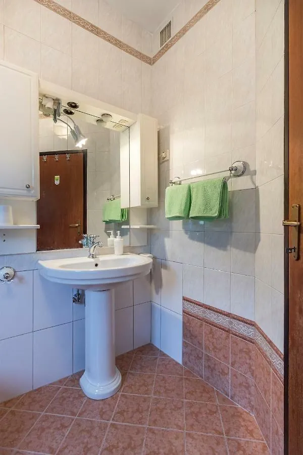 Apartment Danijela I بولا
